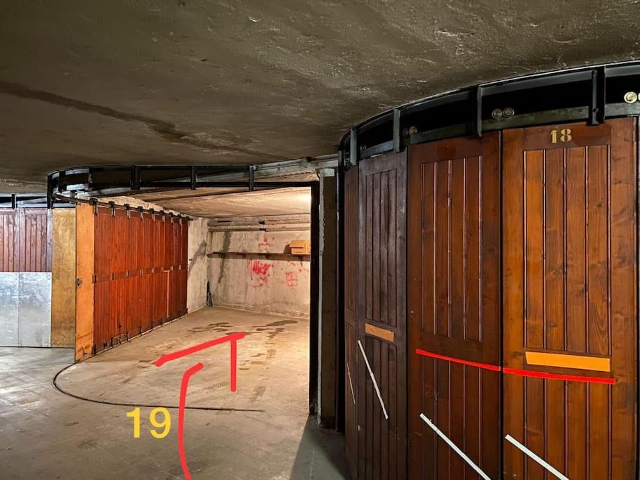 Le Jane : Centre Ville, Garage, Balcon Annecy Esterno foto